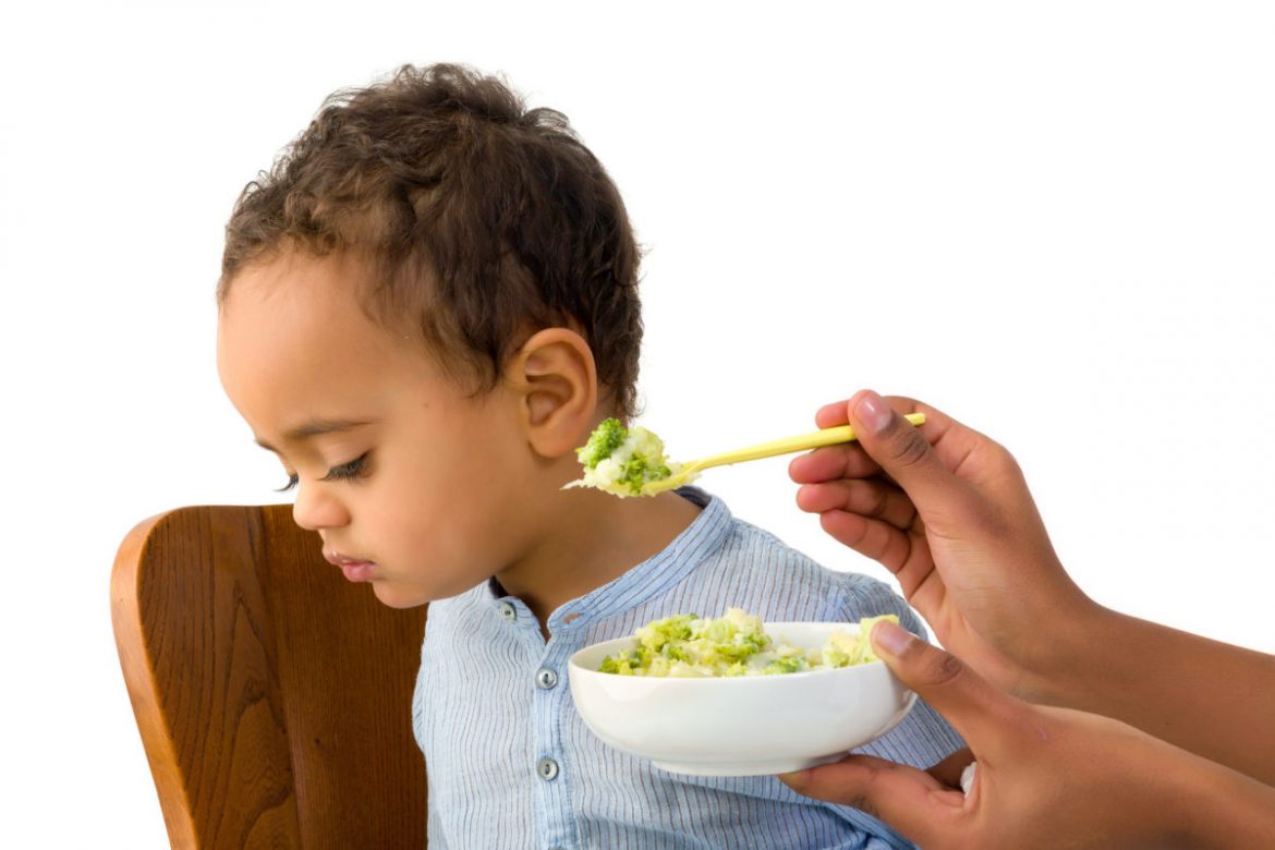 Kém hấp thu chất dinh dưỡng trẻ có nguy cơ thiếu sắt | Shopsua.vn